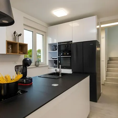 Lavandula By Вилла